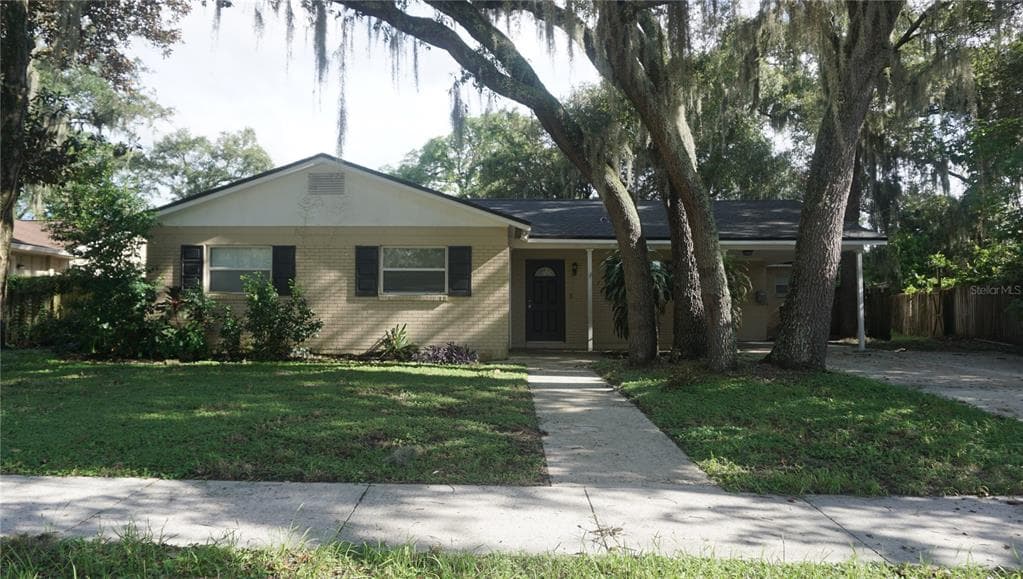 502 W HILDA DRIVE BRANDON, FL 33510