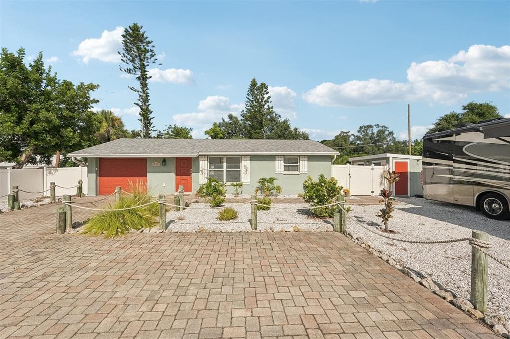 5200 STATE ROAD 776 VENICE, FL 34293