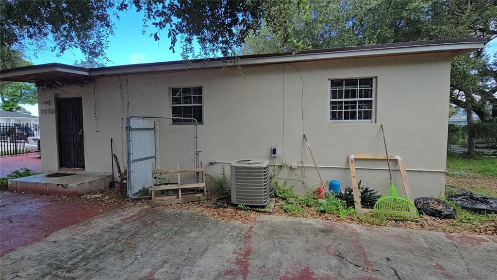 2050 NW 152ND TERRACE MIAMI GARDENS, FL 33054