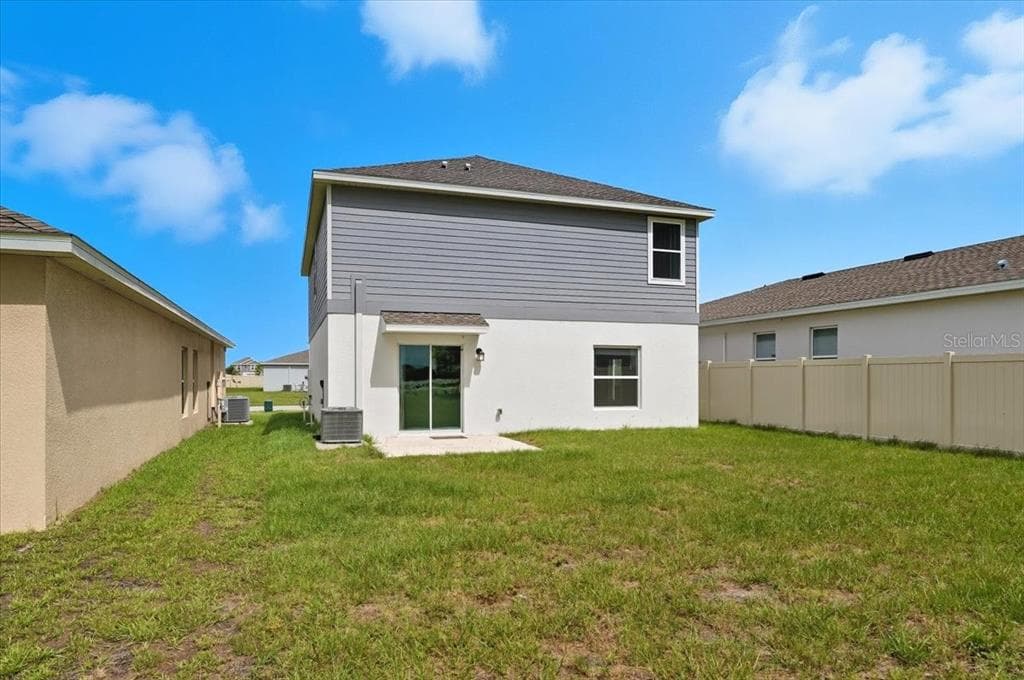 1140 TYLER LOOP WINTER HAVEN, FL 33884