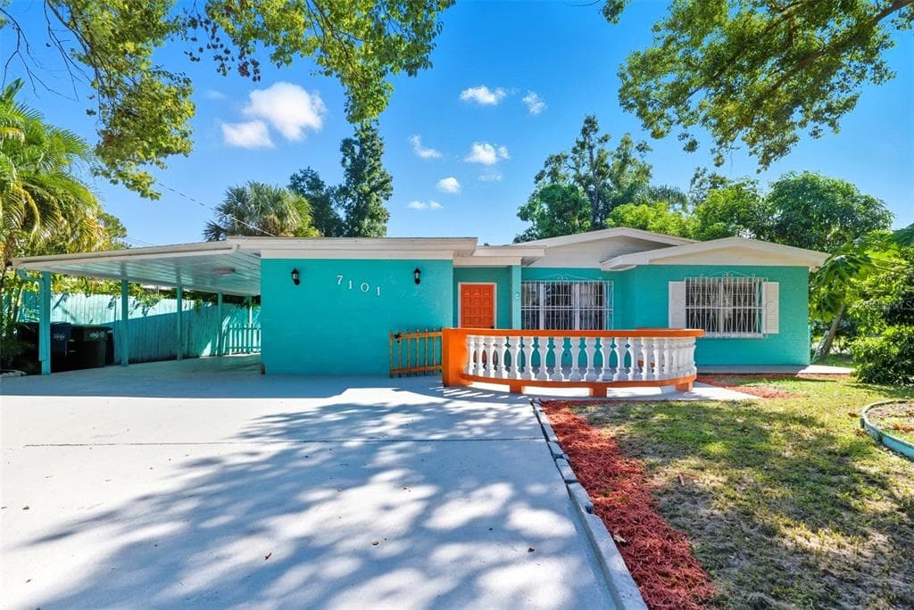7101 N HOWARD AVENUE TAMPA, FL 33604