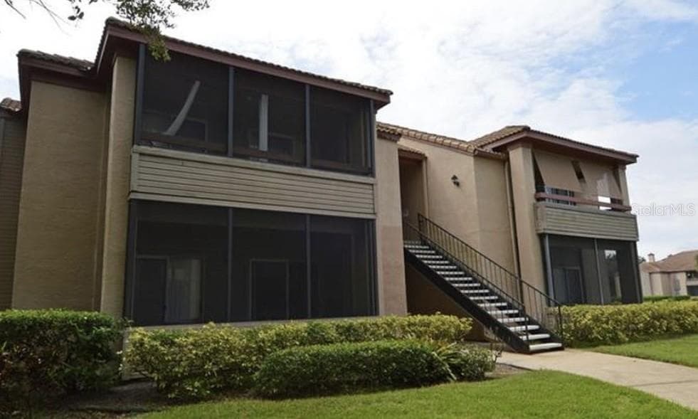 10263 GANDY BOULEVARD N UNIT 207 ST PETERSBURG, FL 33702