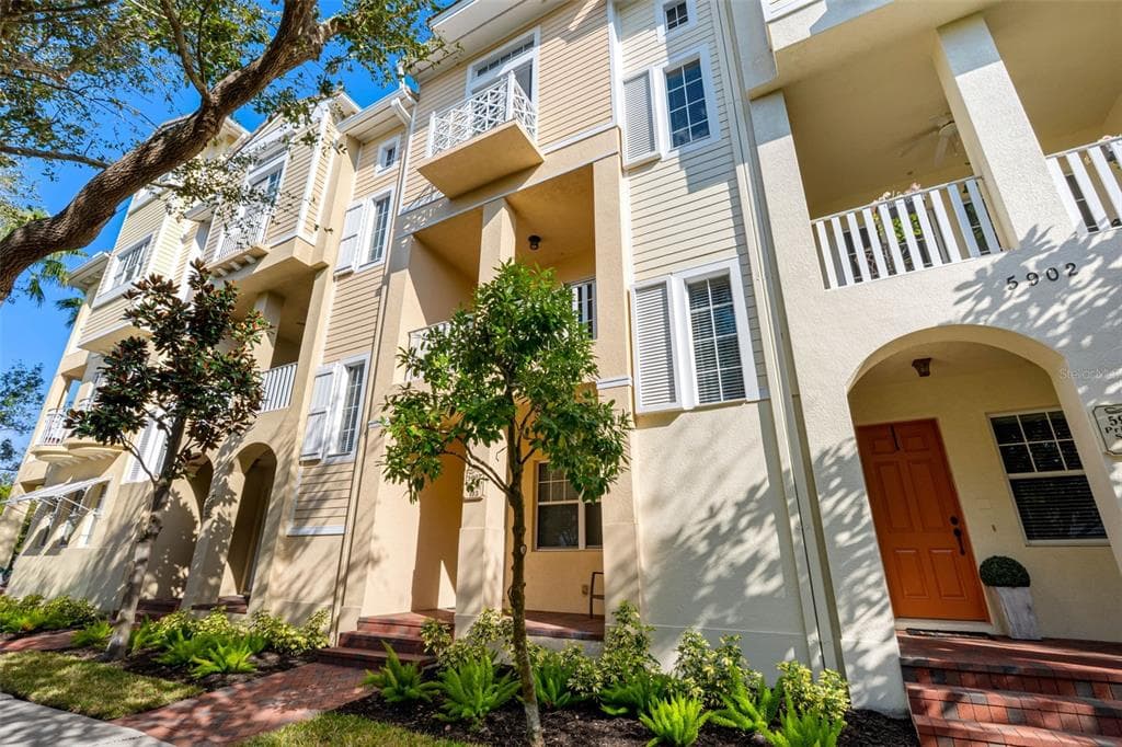 5902 PRINTERY STREET UNIT 103 TAMPA, FL 33616