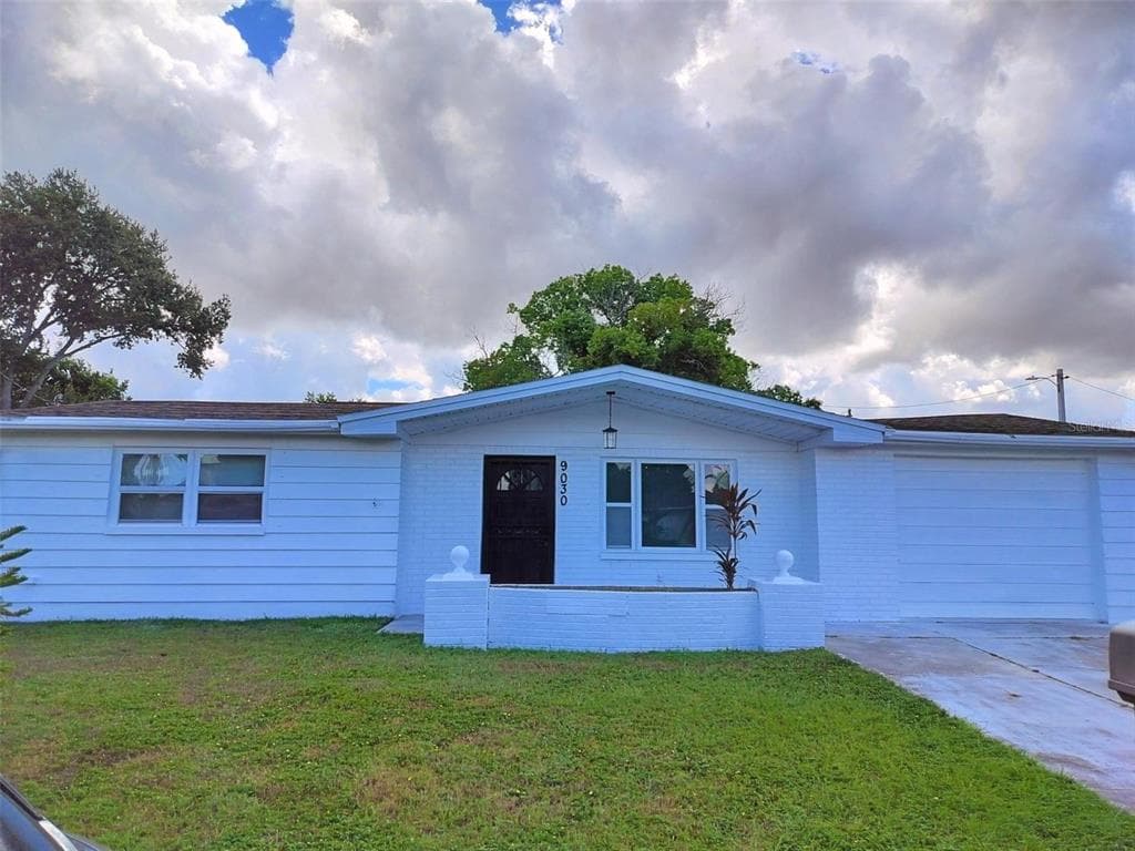9030 PEGASUS AVENUE PORT RICHEY, FL 34668
