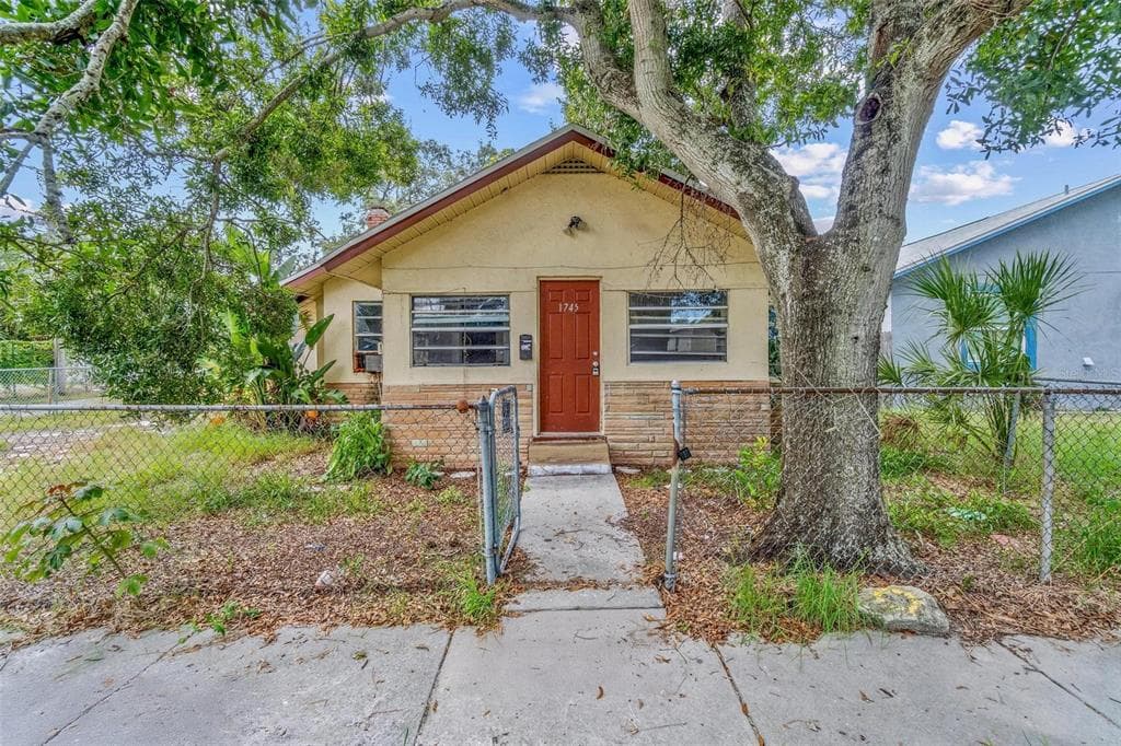 1745 44TH STREET S ST PETERSBURG, FL 33711