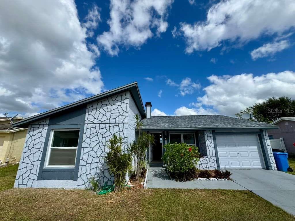 10213 WESTPORT COURT TAMPA, FL 33615