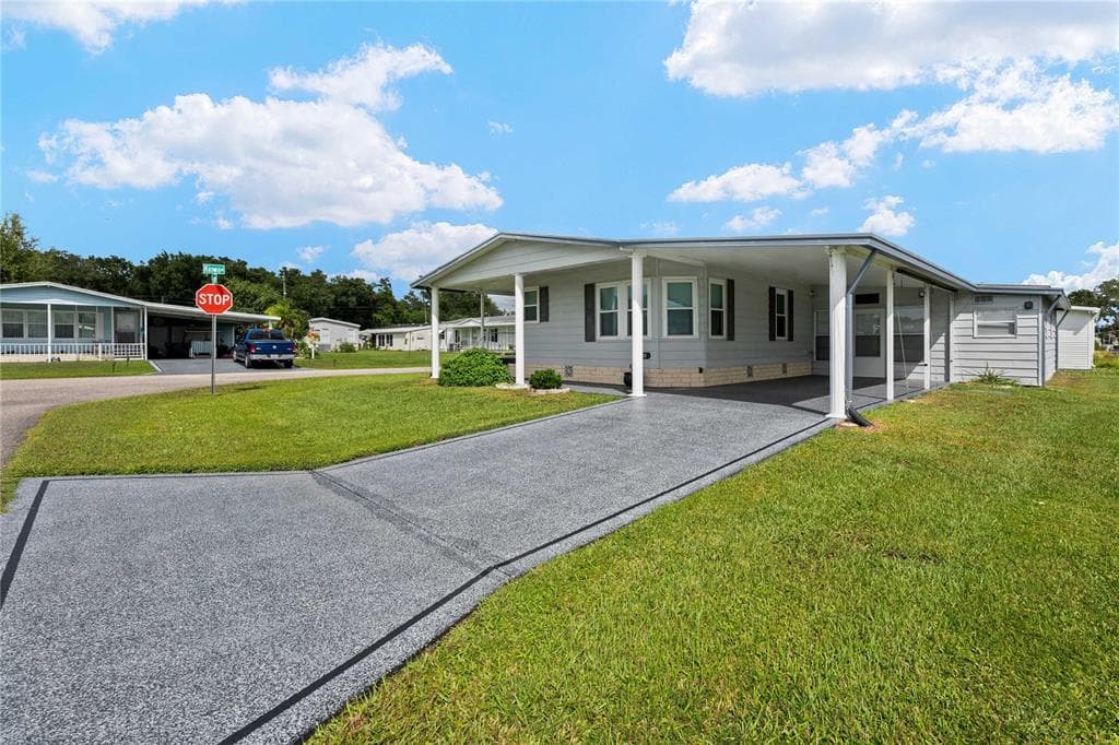 5802 CHEYENNE STREET ZEPHYRHILLS, FL 33542