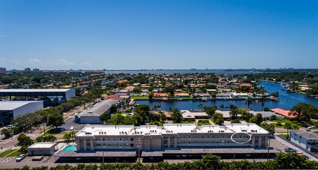 4500 37TH STREET S UNIT 32 ST PETERSBURG, FL 33711
