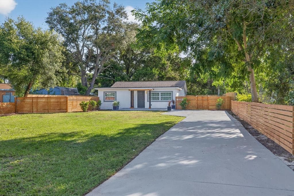 4645 80TH STREET N ST PETERSBURG, FL 33709