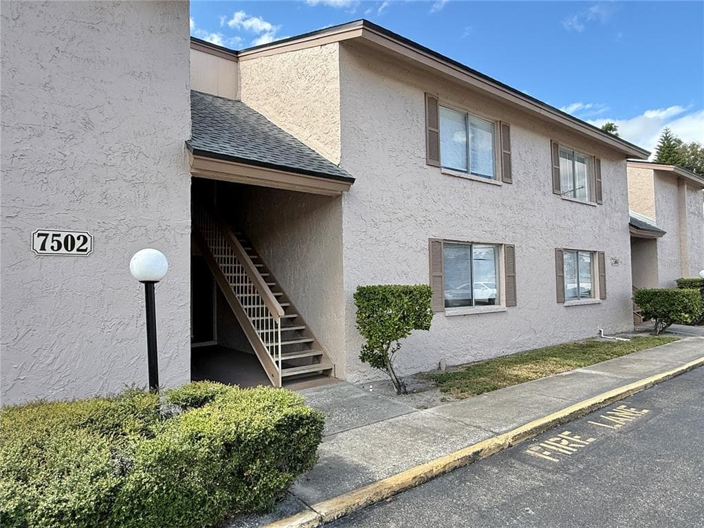 7502 NEEDLE LEAF PLACE UNIT A TAMPA, FL 33617