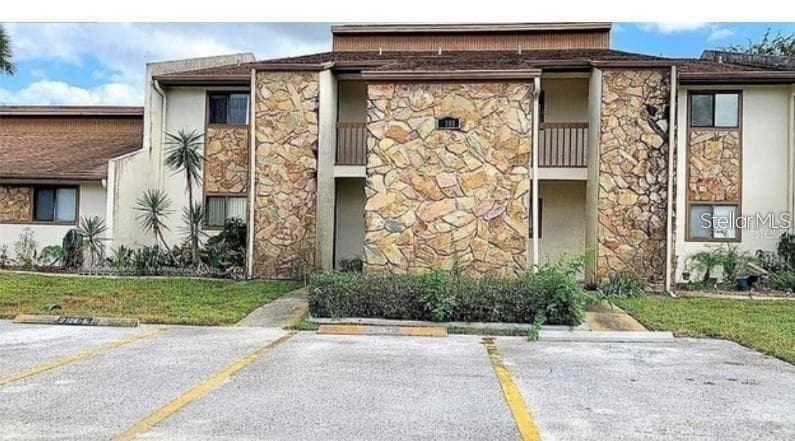 7035 COGNAC DRIVE UNIT 6 NEW PORT RICHEY, FL 34653