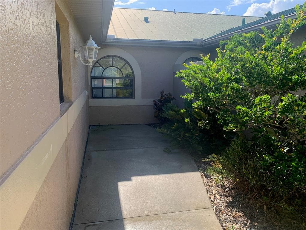 1095 SAN CRISTOBAL AVENUE PUNTA GORDA, FL 33983