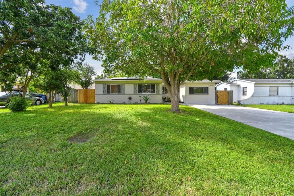 5010 8TH AVENUE N ST PETERSBURG, FL 33710