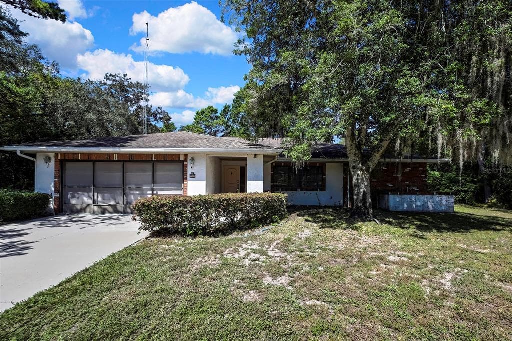 59 & 61 OAK VILLAGE BOULEVARD HOMOSASSA, FL 34446
