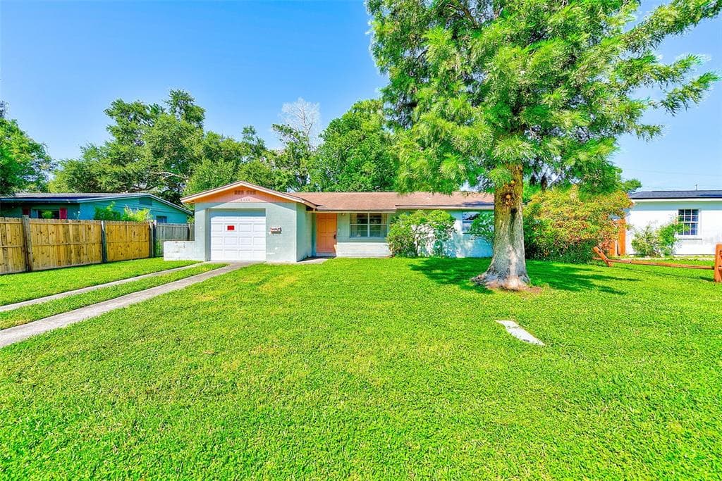 8330 59TH LANE N PINELLAS PARK, FL 33781