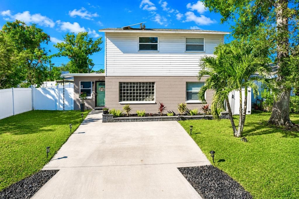 4220 19 STREET N ST PETERSBURG, FL 33714