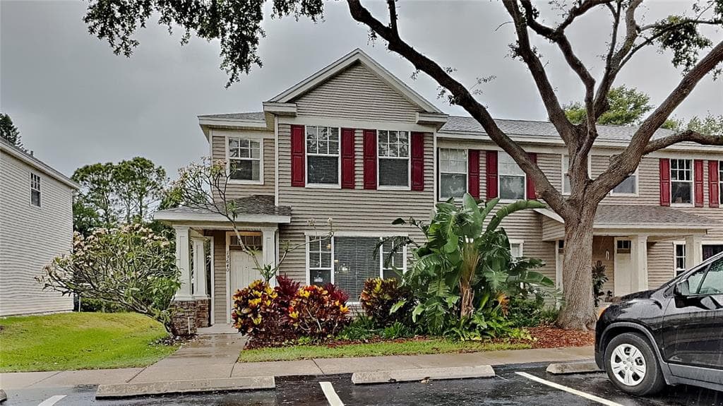 13640 FOREST LAKE DRIVE LARGO, FL 33771