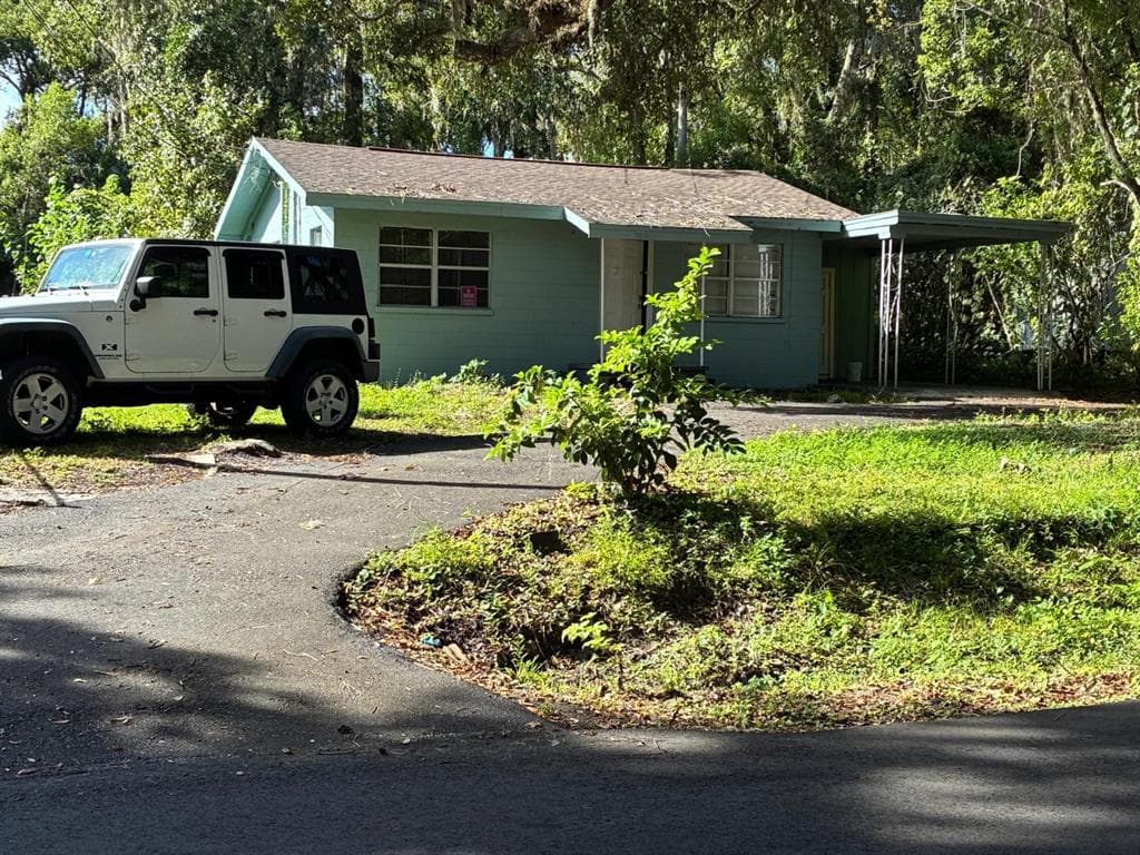 315 DANIEL AVENUE BROOKSVILLE, FL 34601