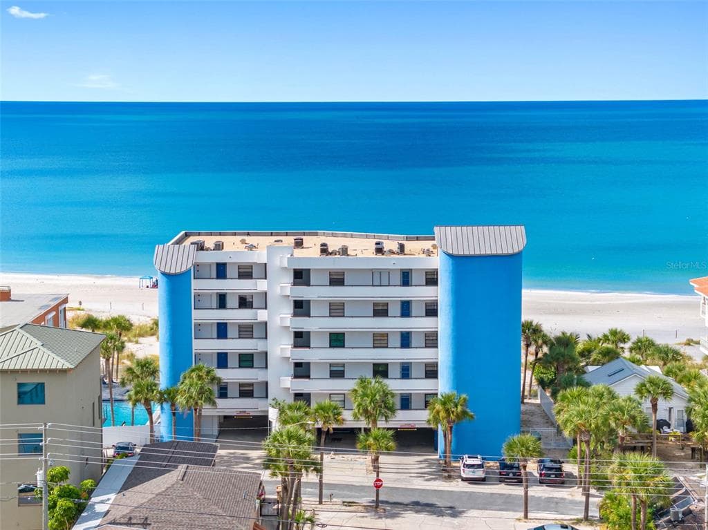13336 GULF BOULEVARD UNIT 101 MADEIRA BEACH, FL 33708
