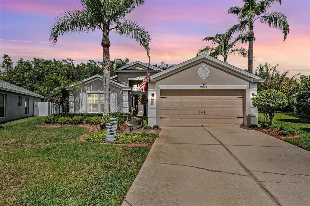 19619 SANDSBURY COURT LAND O LAKES, FL 34638