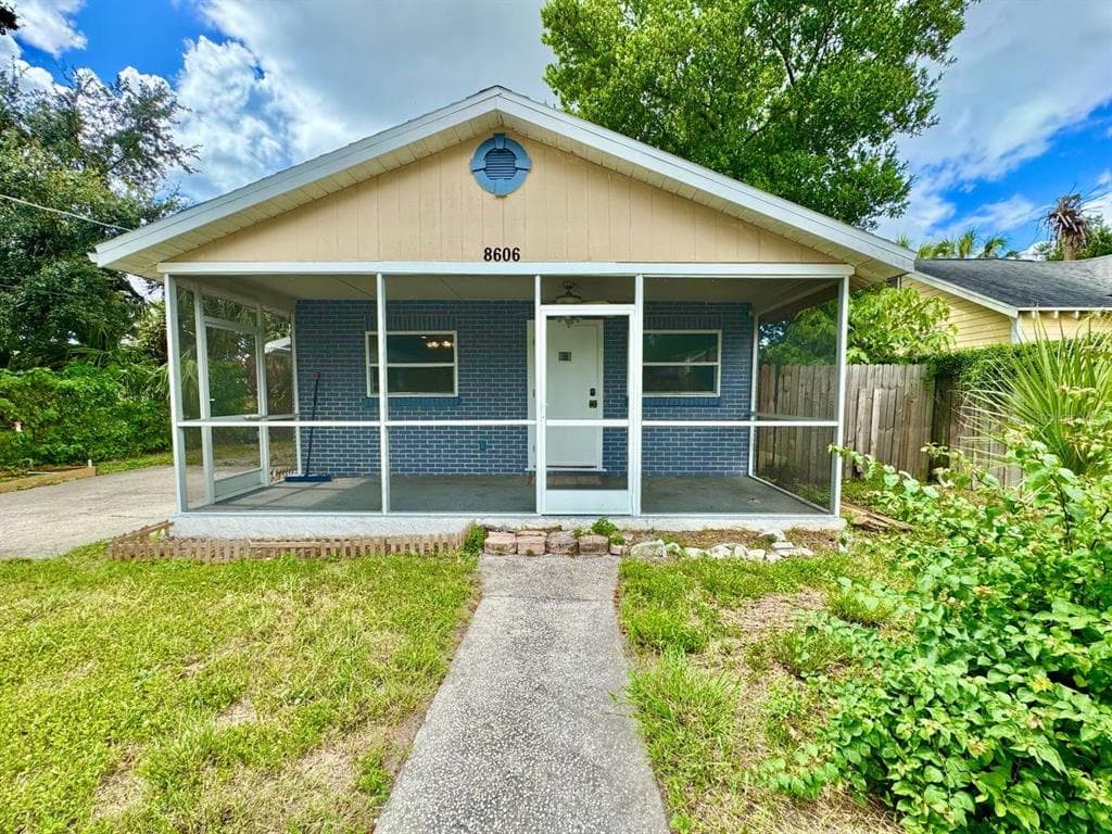 8606 N 9TH STREET TAMPA, FL 33604