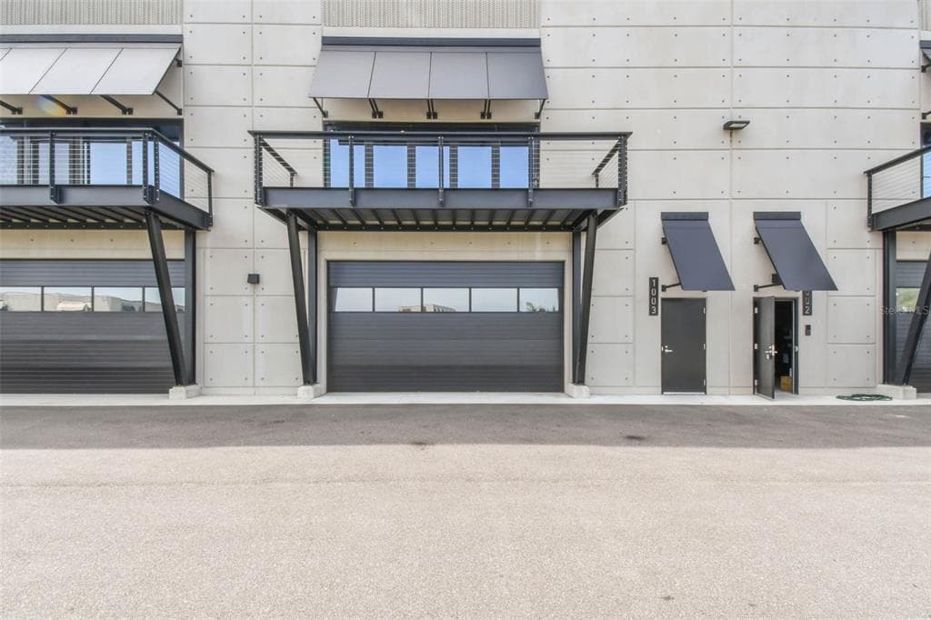 6500 MOTOR ENCLAVE WAY UNIT 1003 TAMPA, FL 33610
