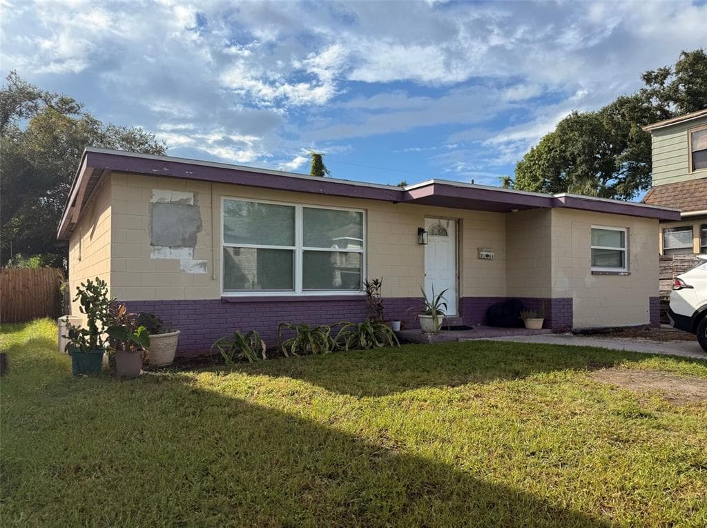 2301 TRELAIN DRIVE S ST PETERSBURG, FL 33712