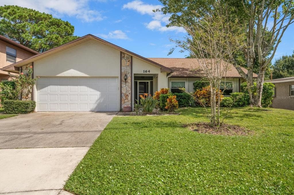 164 LAKE SHORE DR W DRIVE W PALM HARBOR, FL 34684