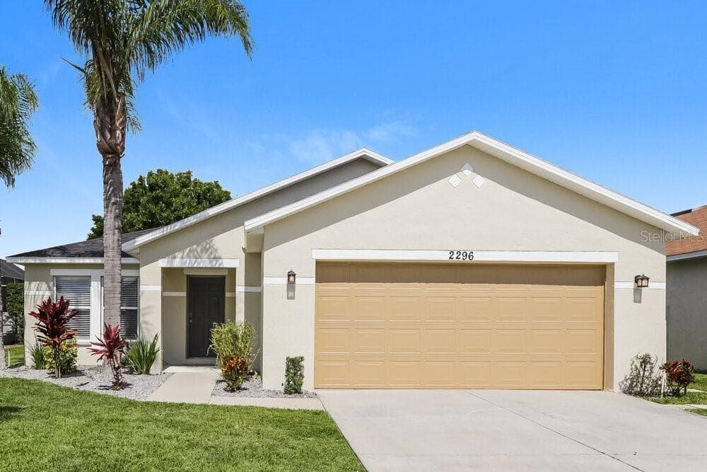 2296 BLACKWOOD DRIVE MULBERRY, FL 33860