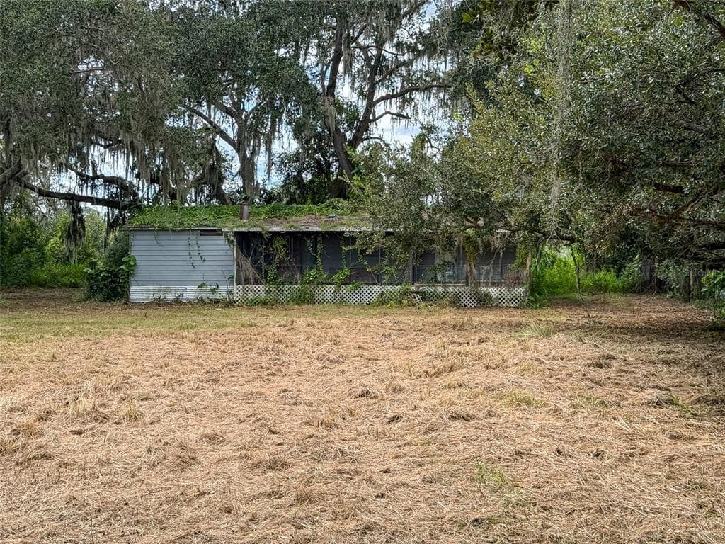 3235 OAKWOOD DRIVE WESLEY CHAPEL, FL 33543
