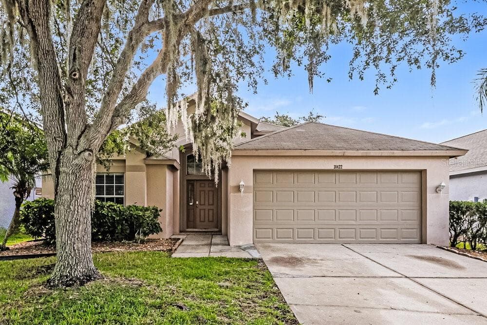 31422 WRENCREST DRIVE WESLEY CHAPEL, FL 33543