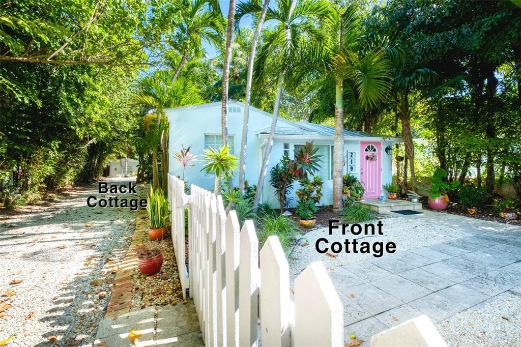 219 PRESTON STREET ISLAMORADA, FL 33036