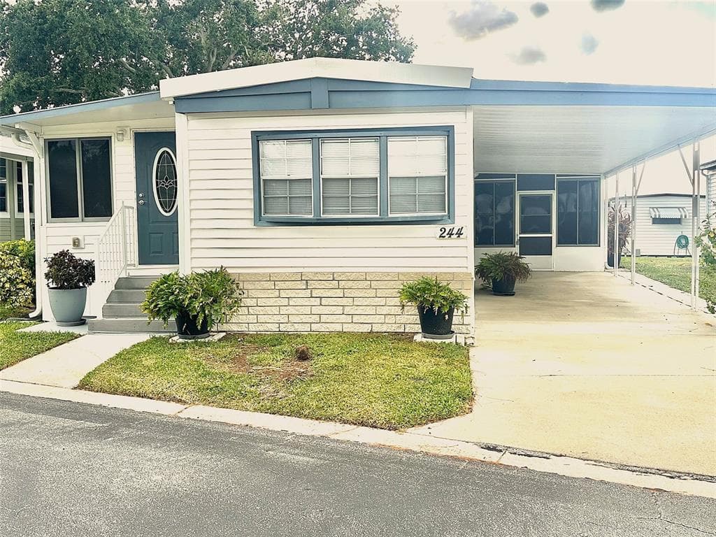 9790 66TH STREET N UNIT 244 PINELLAS PARK, FL 33782