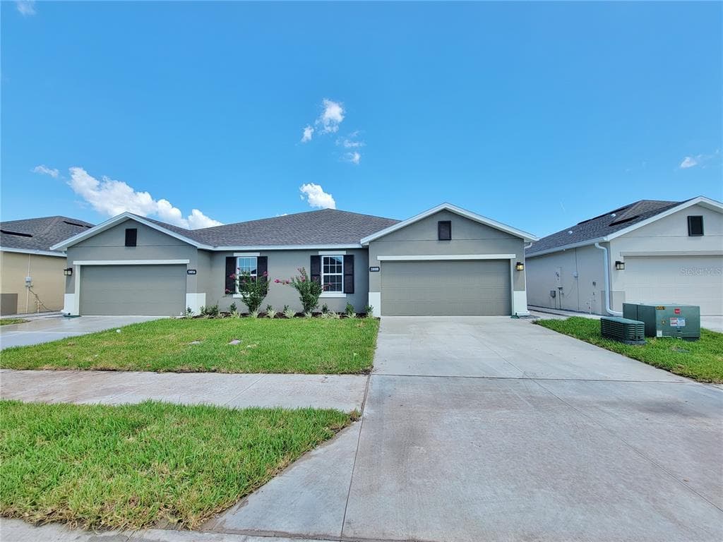 18008 TURNING LEAF CIRCLE LAND O LAKES, FL 34638