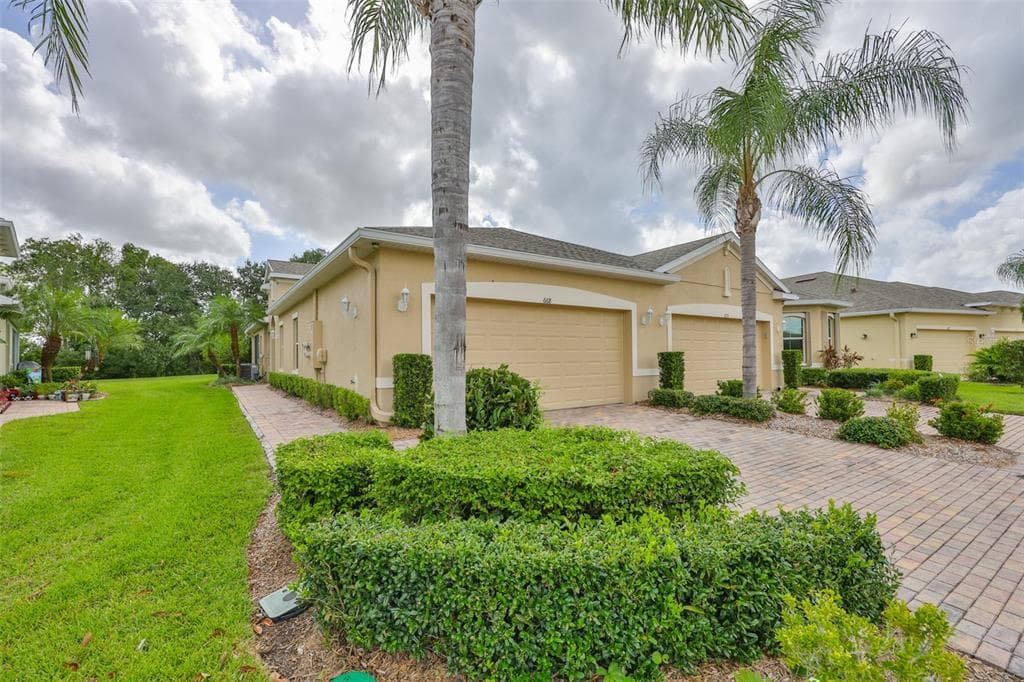 668 CHIPPER DRIVE SUN CITY CENTER, FL 33573