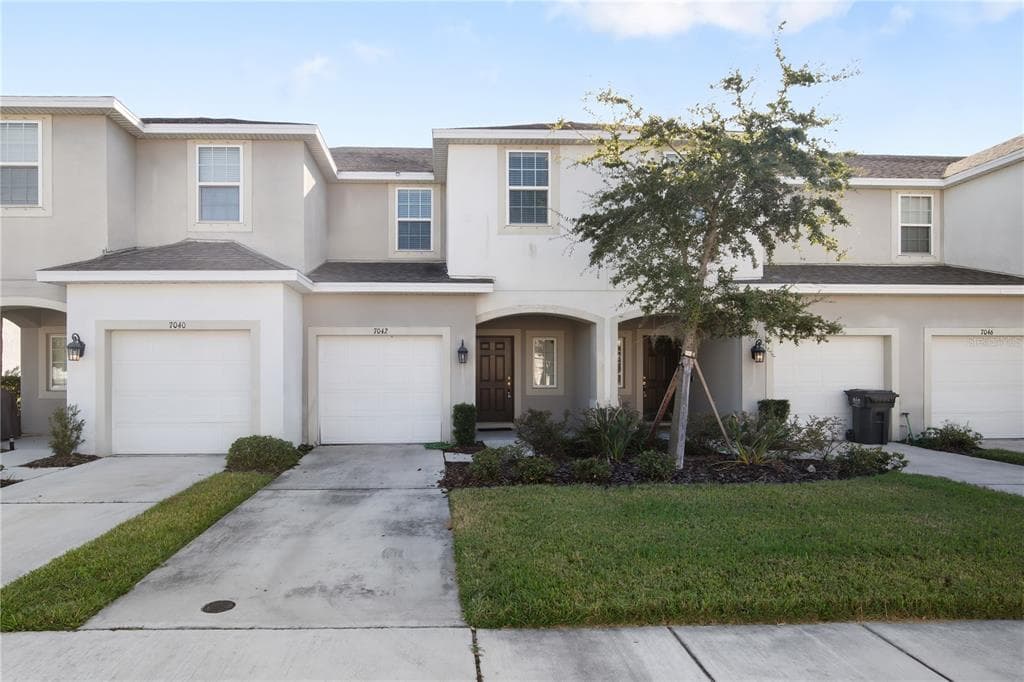 7042 SUMMER HOLLY PLACE RIVERVIEW, FL 33578