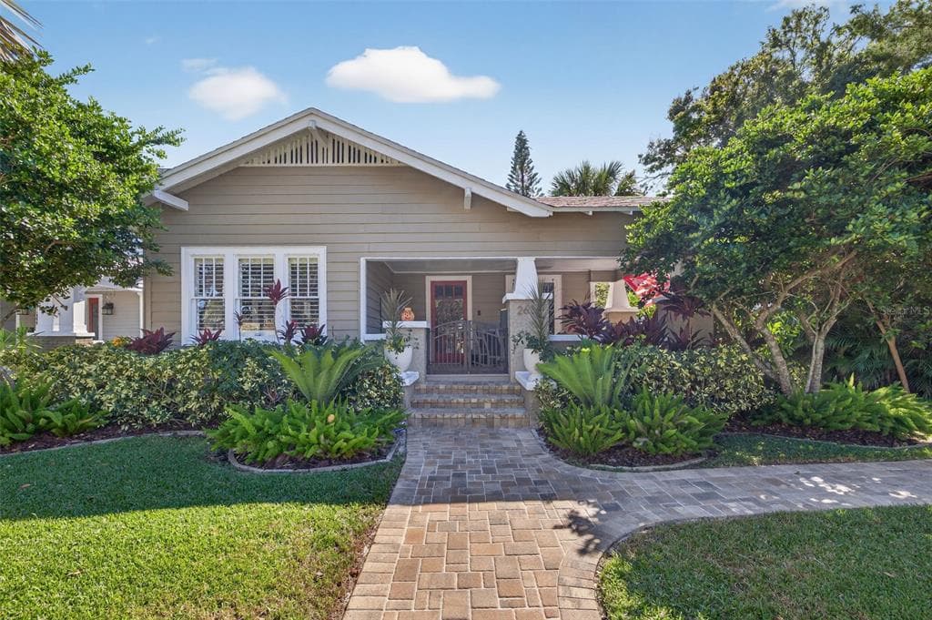 2636 2ND AVENUE N ST PETERSBURG, FL 33713