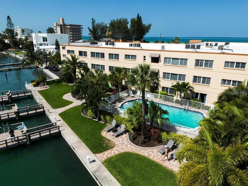 10265 GULF BOULEVARD UNIT A308 ST PETERSBURG, FL 33706