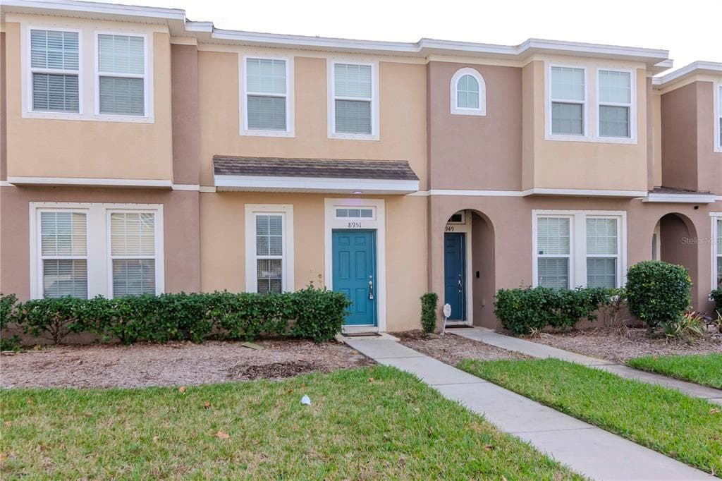 8951 WALNUT GABLE COURT RIVERVIEW, FL 33578