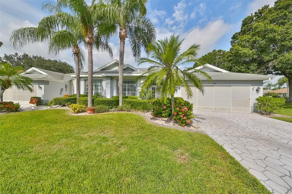 902 MCDANIEL STREET UNIT 1 SUN CITY CENTER, FL 33573