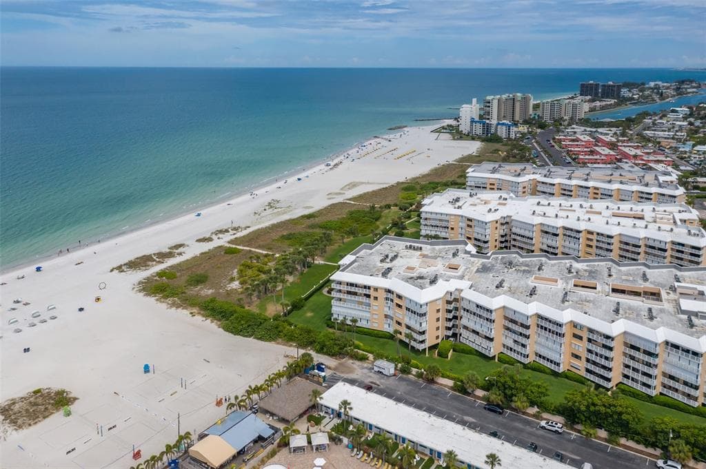 6500 SUNSET WAY UNIT 308 ST PETE BEACH, FL 33706