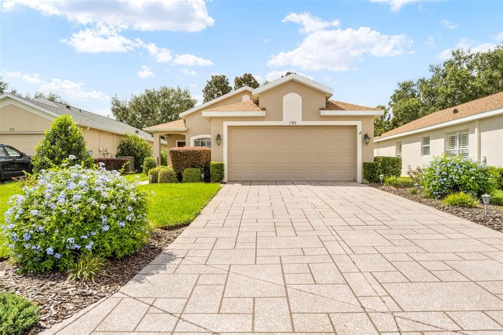 195 HARTFORD COURT SPRING HILL, FL 34609