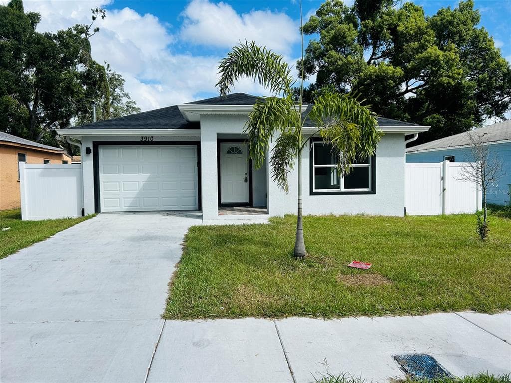 3910 E GENESEE STREET TAMPA, FL 33610