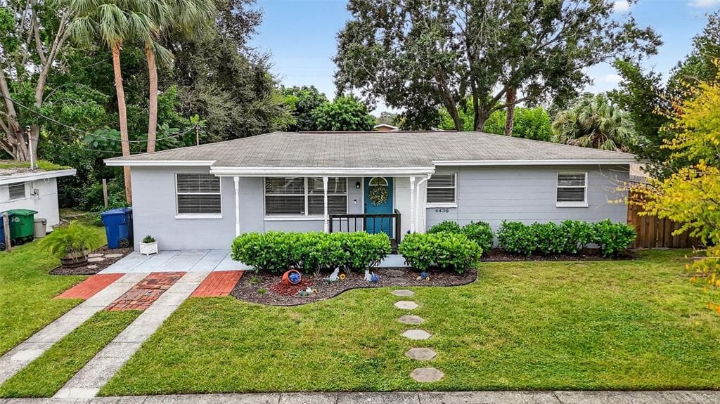4436 W WISCONSIN AVENUE TAMPA, FL 33616