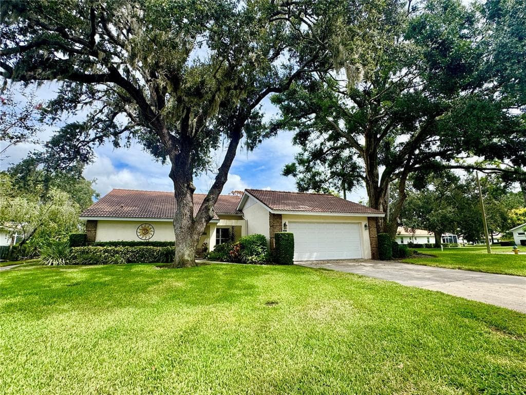 5517 GARDEN LAKES OAK BRADENTON, FL 34203