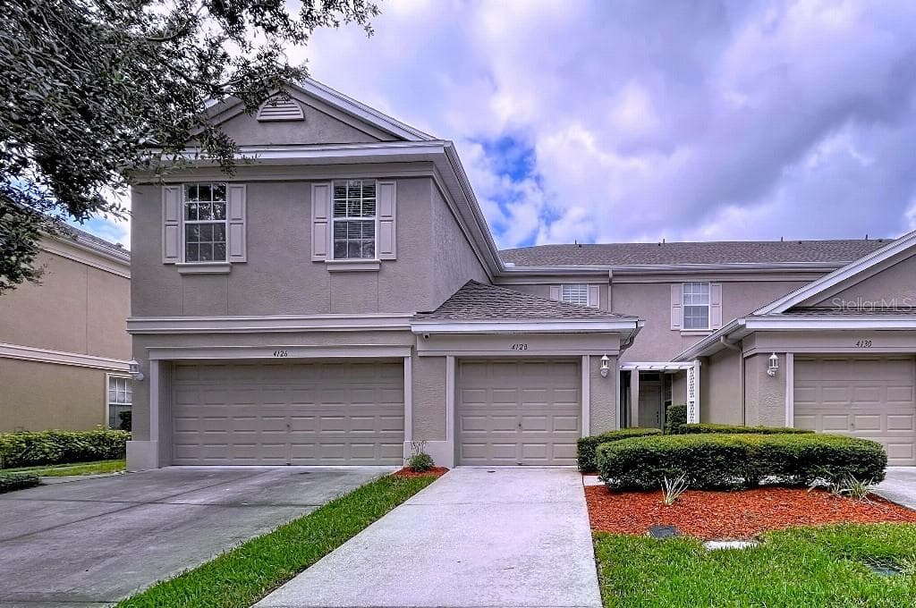4128 BISMARCK PALM DRIVE TAMPA, FL 33610