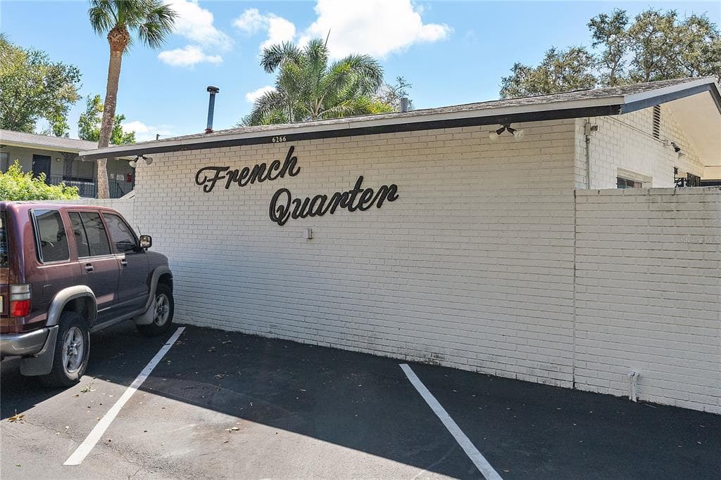 6266 1ST AVENUE S UNIT 29 ST PETERSBURG, FL 33707