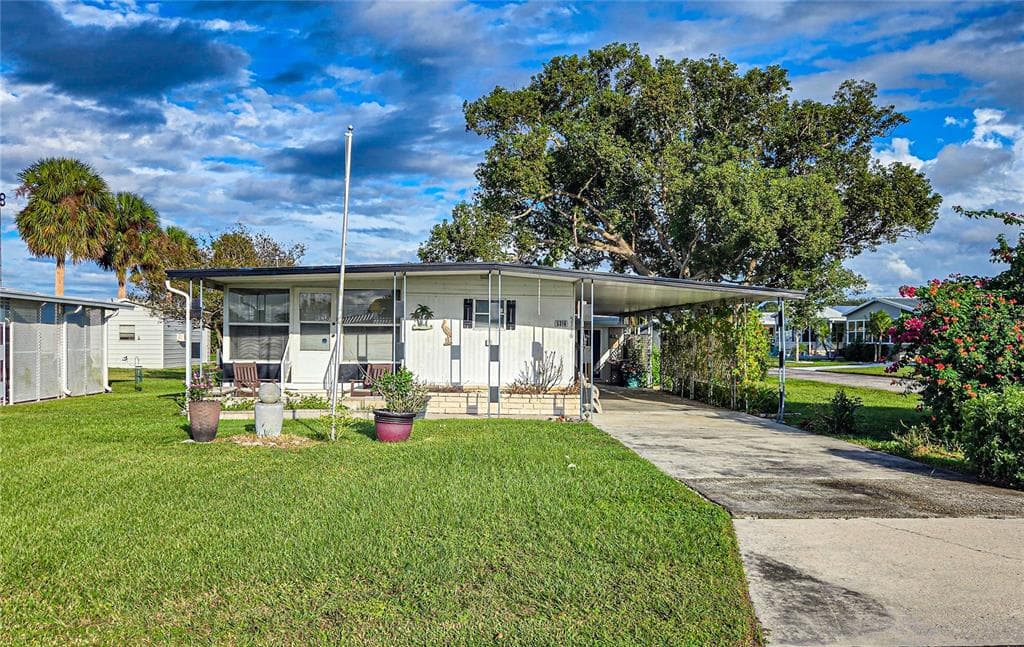 5316 COMANCHE STREET ZEPHYRHILLS, FL 33542