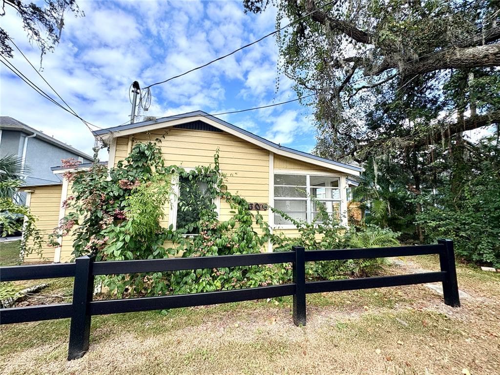 309 W COMANCHE AVENUE UNIT A TAMPA, FL 33604