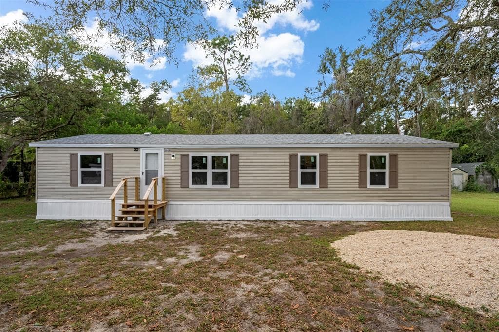 10048 MARLEY AVENUE NEW PORT RICHEY, FL 34654